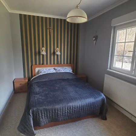 Dom Nad Jeziorem Oblasek Апартаменты